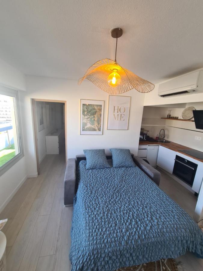 Appartement Lumineux Avec Vue Sur Mer A 50 M De La Plage Et Du Centre Ла-Гранд-Мот Экстерьер фото