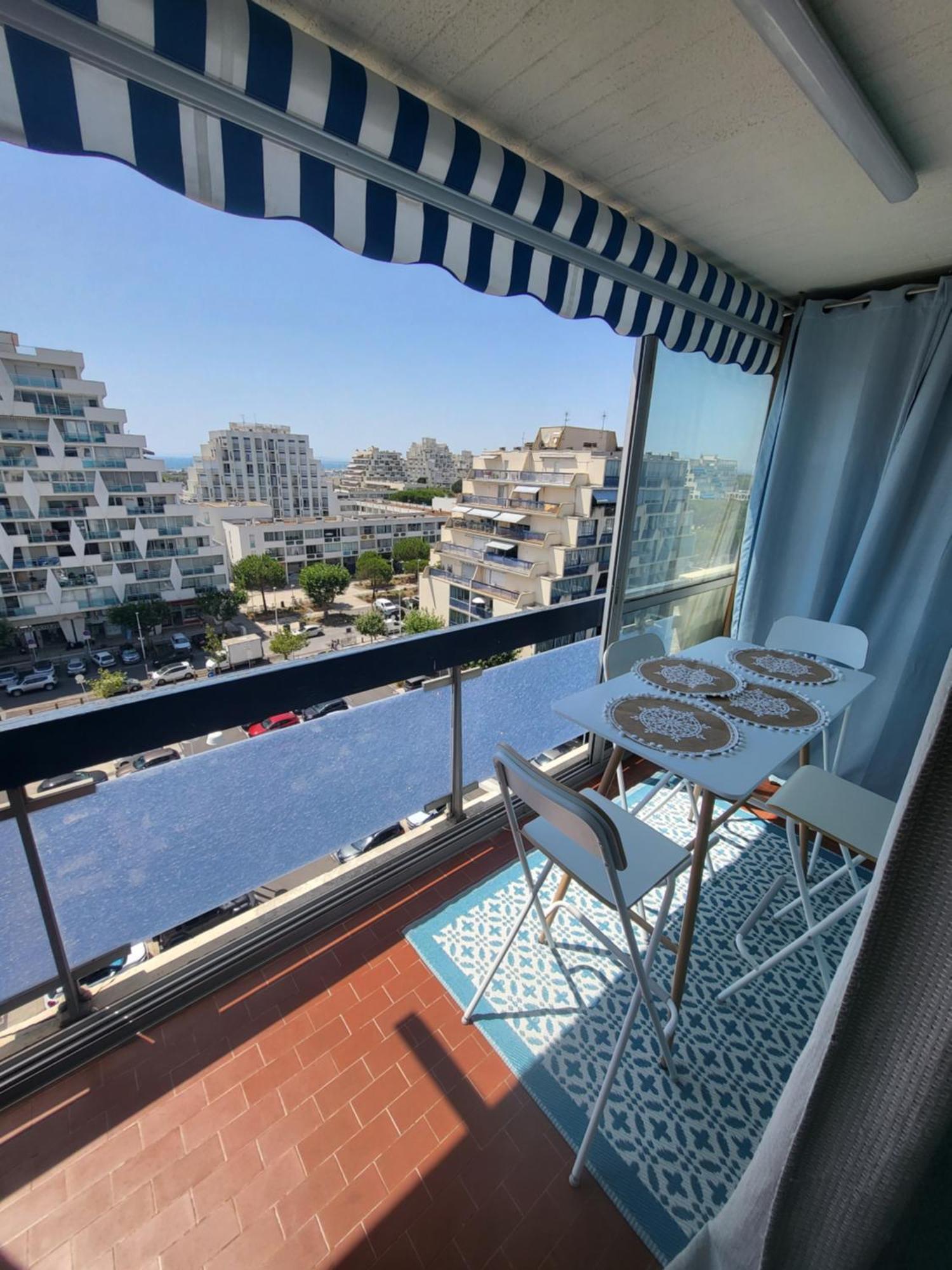 Appartement Lumineux Avec Vue Sur Mer A 50 M De La Plage Et Du Centre Ла-Гранд-Мот Экстерьер фото