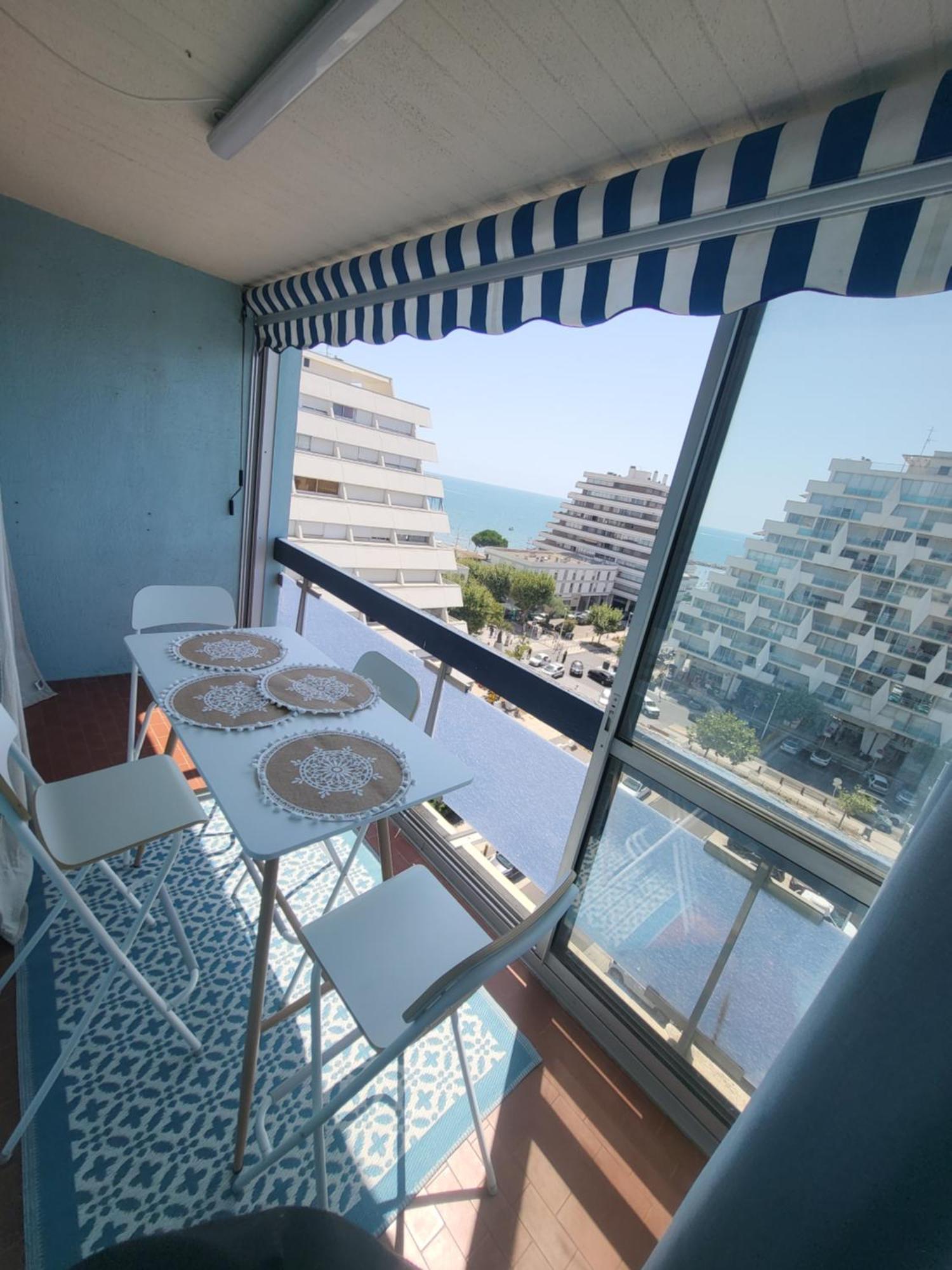 Appartement Lumineux Avec Vue Sur Mer A 50 M De La Plage Et Du Centre Ла-Гранд-Мот Экстерьер фото