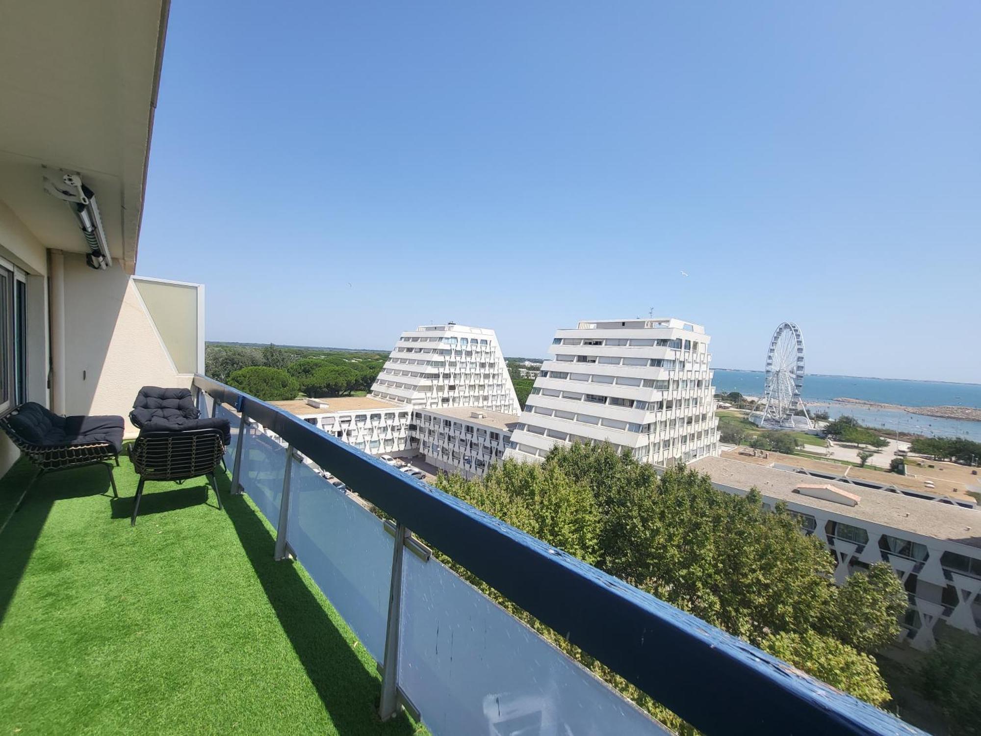 Appartement Lumineux Avec Vue Sur Mer A 50 M De La Plage Et Du Centre Ла-Гранд-Мот Экстерьер фото